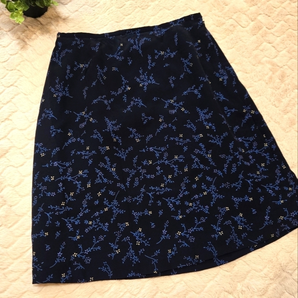 Talbots Petites Vintage 90s Navy Blue Floral Knee-Length Straight Skirt, Size 6